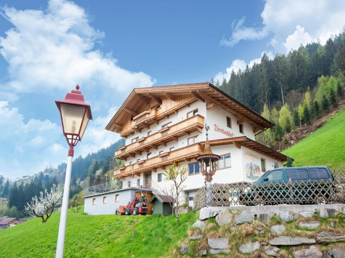 Scenic Apartment In Tirol With Garden Kaltenbach Ngoại thất bức ảnh